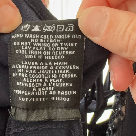 Elegant navy Lace Maxi Dress - Picture 8 of 8